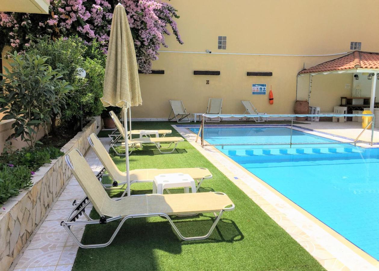 Evdokia Αpartments & Dimitra Village Agia Marina  Exterior photo