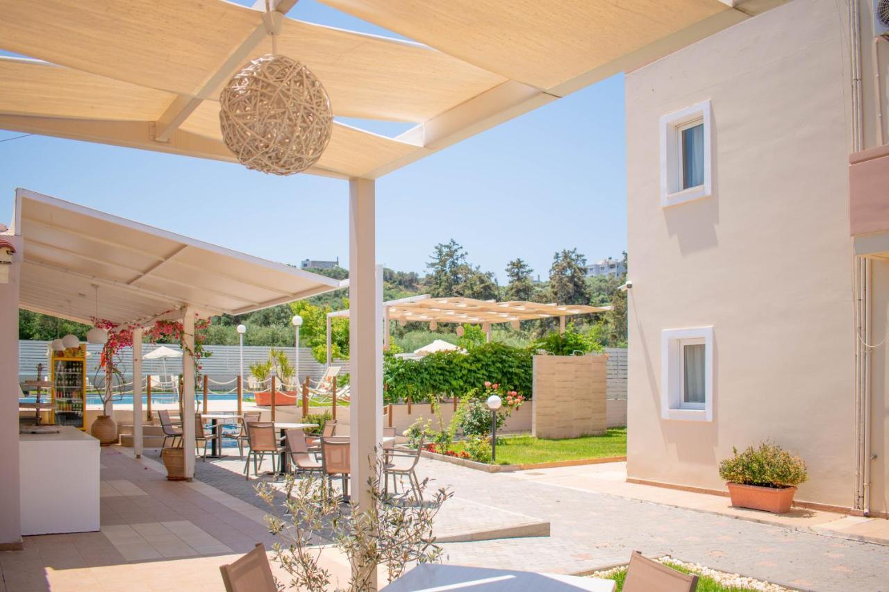 Evdokia Αpartments & Dimitra Village Agia Marina  Exterior photo