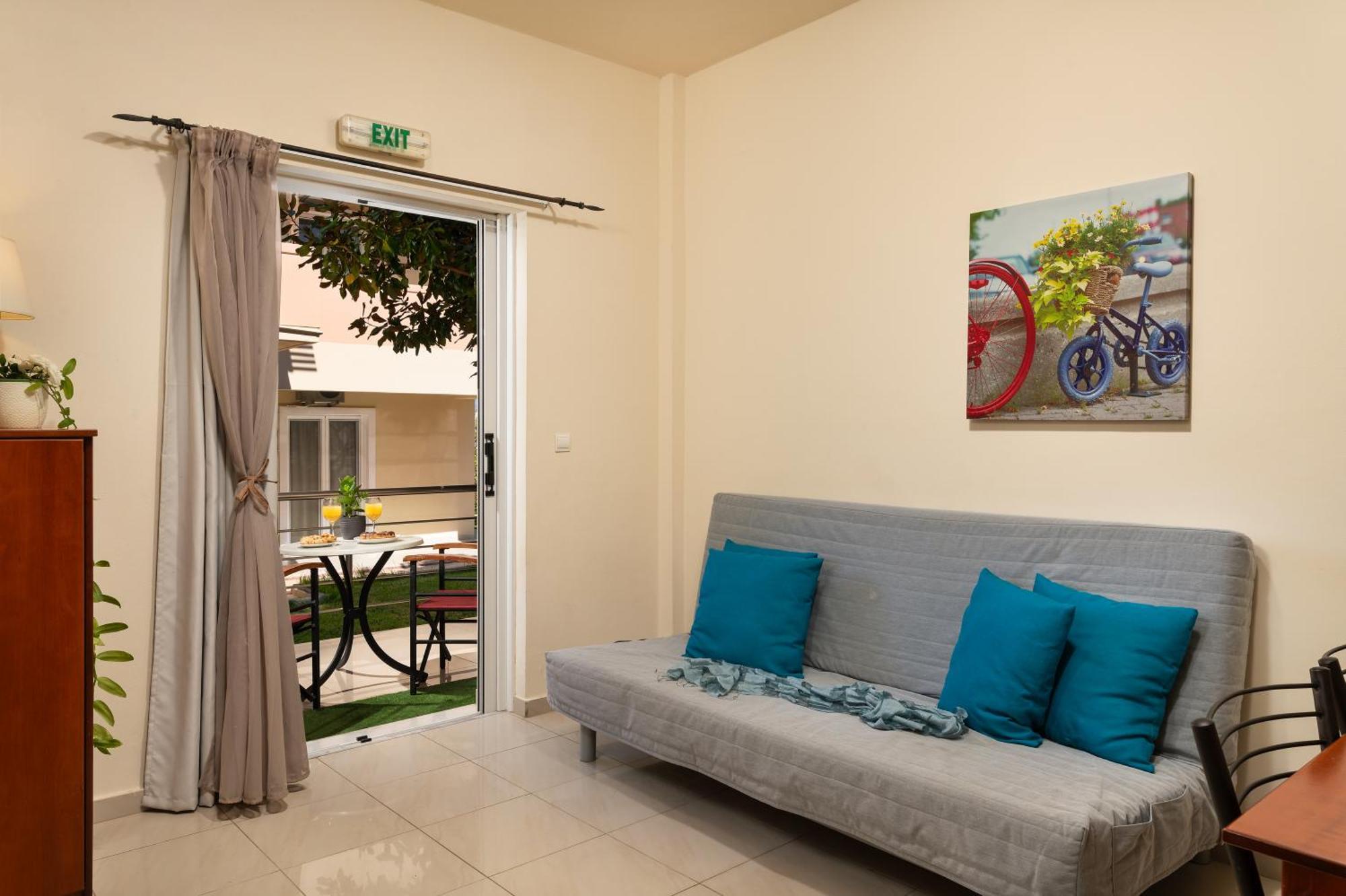Evdokia Αpartments & Dimitra Village Agia Marina  Exterior photo