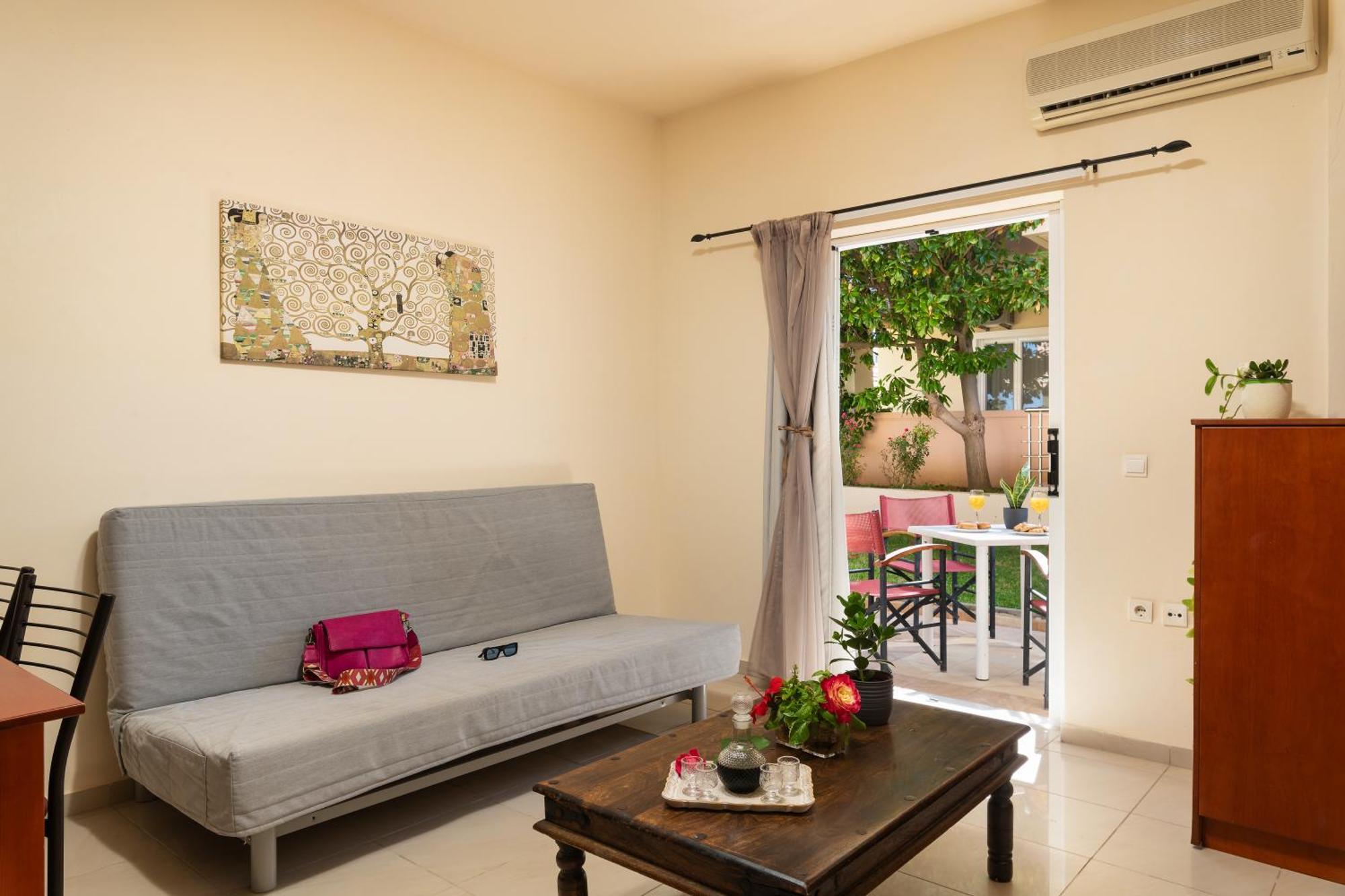 Evdokia Αpartments & Dimitra Village Agia Marina  Exterior photo